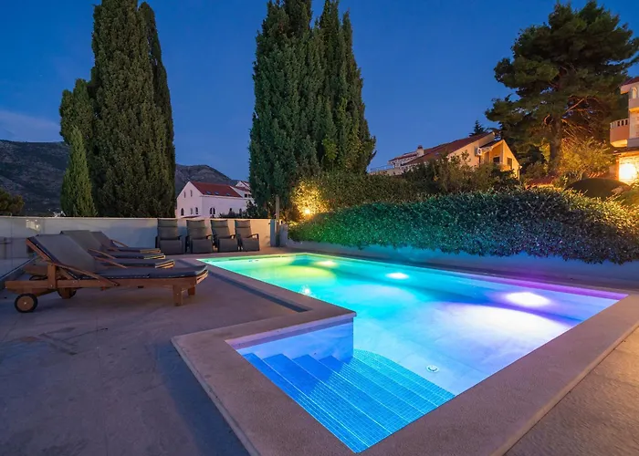Laperosa Villa *